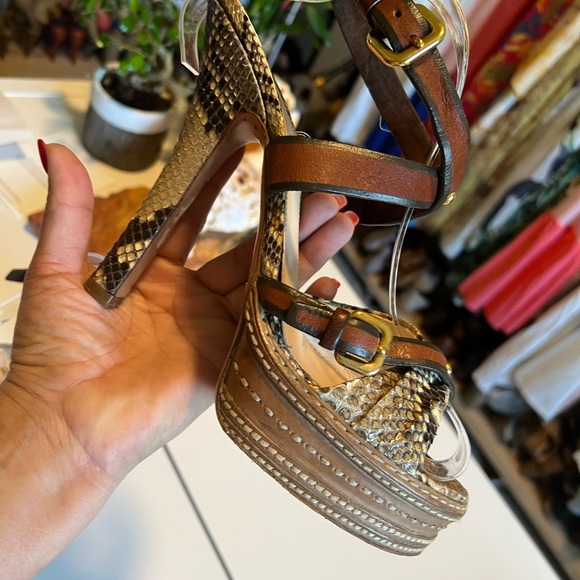 Prada Sandal We Authentic - Picture 4 of 11